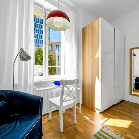 Pulawska Apt - Top Location, Workspace - By Rentujemy Varsavia
